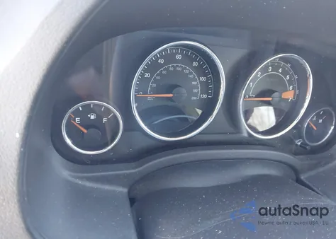 2016 Jeep Compass Latitude из США, поврежденный, VIN 1C4NJDEB4GD731103